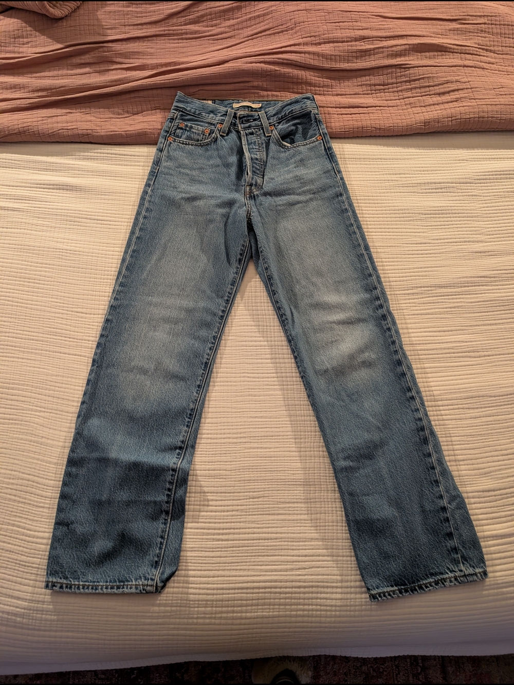 Levi's Ribcage Straight Jean